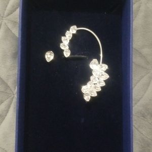 Swarvoski Droplet Ear Cuff